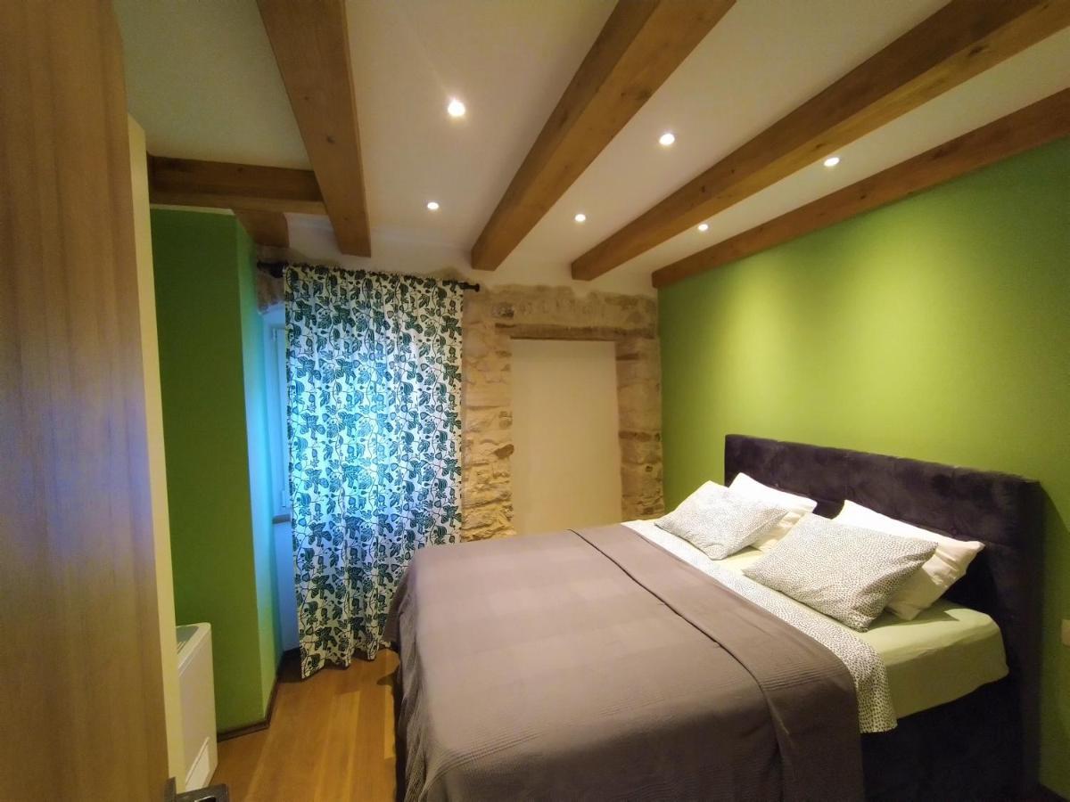 Luxury Apartment - Old Soul With A New Heart เซรส ภายนอก รูปภาพ