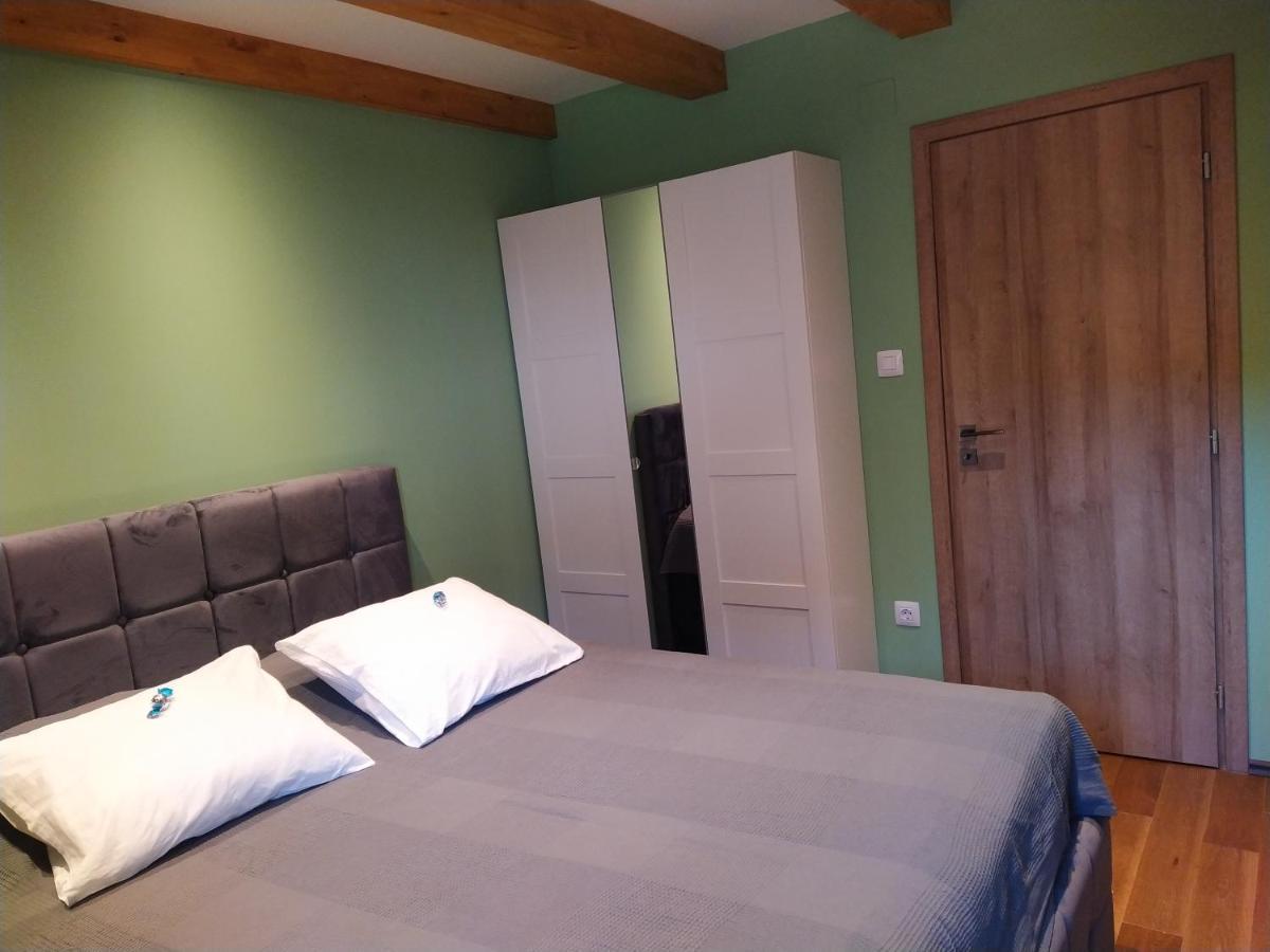 Luxury Apartment - Old Soul With A New Heart เซรส ภายนอก รูปภาพ
