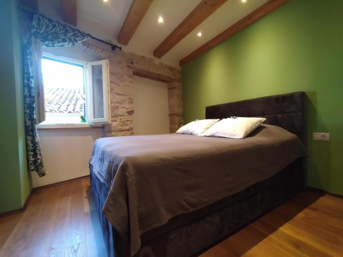 Luxury Apartment - Old Soul With A New Heart เซรส ภายนอก รูปภาพ