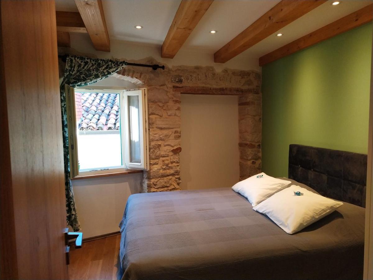 Luxury Apartment - Old Soul With A New Heart เซรส ภายนอก รูปภาพ